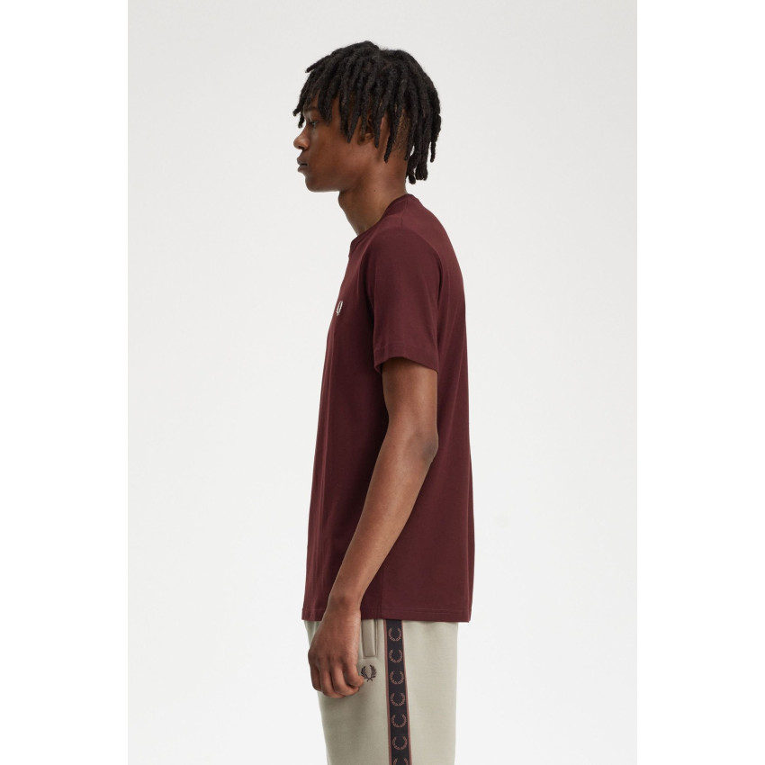 T-Shirt Homme Fred Perry CREW NECK Bordeaux Cloane Vannes M1600